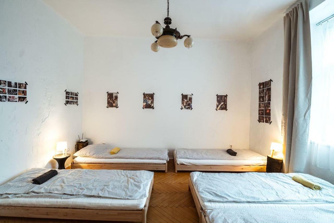 A Szoba Apartman ペーチ エクステリア 写真