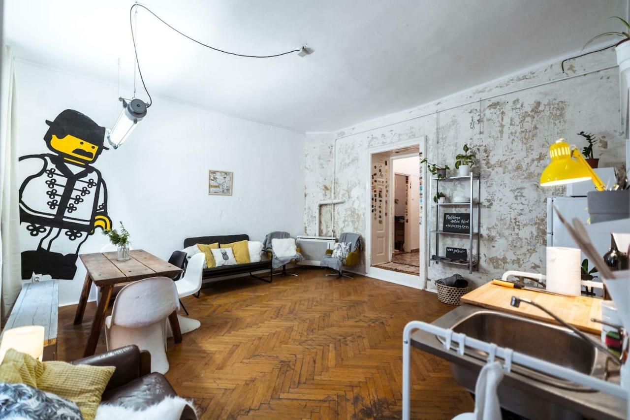 A Szoba Apartman ペーチ エクステリア 写真